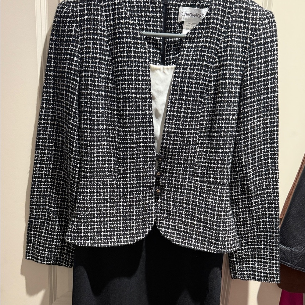 Chadwicks Women's Black and White Tweed Blazer